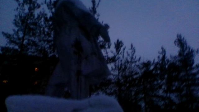 Памятник Ленину в Архангельске облили краской смотреть онлайн