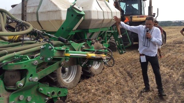 УНИВЕРСАЛЬНЫЙ ПОСЕВНОЙ КОМПЛЕКС VELES AGRO (ВЕЛЕС-АГРО) STS MAGIA часть 1 смотреть онлайн