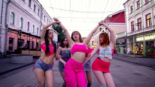 [K-POP IN PUBLIC | ONE TAKE] (G)I-DLE ((여자)아이들) - QUEENCARD | Dance Cover By Dekiru