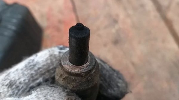 Форсунки трактора Т 40. Замена распылителей./T 40 nozzles for tractor. Replacing nozzles.