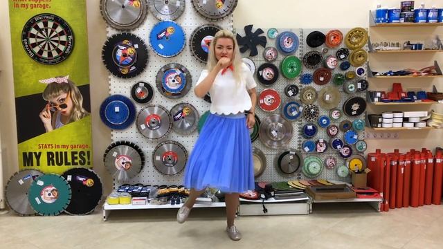 Боевой танец Алены! Звоните! 8-800-5-502-056 Алга-С смотреть онлайн