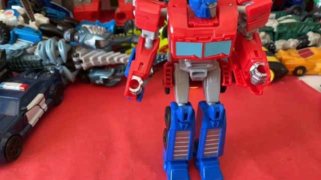 Transformers EarthSpark Optimus transformation stop motion смотреть онлайн
