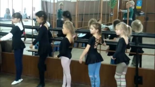ПОРТРЕТ ЛЮБИМОГО УЧИТЕЛЯ смотреть онлайн