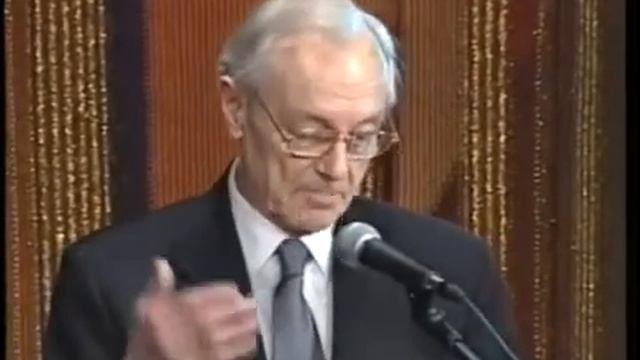 Кирилл Лавров поздравляет Михаила Ульянова с юбилеем. 2002 год. смотреть онлайн