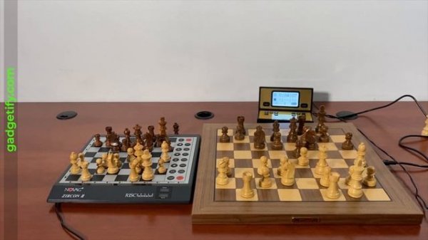 Novag Zircon II vs. Chess Genius Exclusive Chess Computer -- Gadgetify