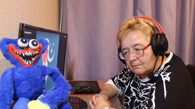 РЕАКЦИЯ МАМЫ НА [МУККА, Три дня дождя - Не выводи меня] смотреть онлайн