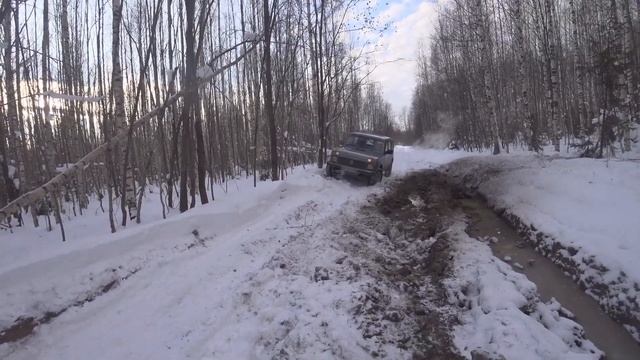 Для счастья нам нужна Нива?,сосиски?,природа ?и хорошая компания????. смотреть онлайн