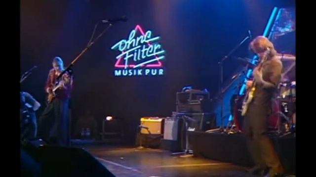 Robben Ford & The Blue Line in Concert - You Cut Me to the Bone (1993) смотреть онлайн
