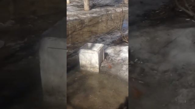 Россия Возле дома тает лёд смотреть онлайн