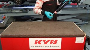 RENAULT Scenic III / Grand Scenic III - Rear - Задние амортизаторы KYB установка