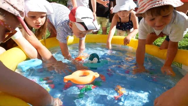 День морей и океанов в детском саду ООЦ "Школа" смотреть онлайн