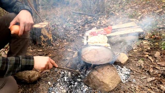 Building a Hunter Hut with a Fireplace - Bushcraft Shelter from Wood and Clay (Part:2) смотреть онлайн