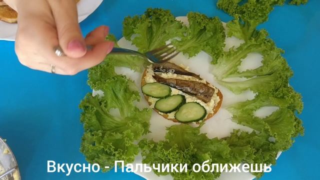 СЕМЕЙНЫЙ рецепт Закуски. Всегда готовим на Новый Год, Новогоднее меню, стол. Гренки с яркой начинко смотреть онлайн