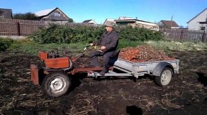 Таскаем автомобильный прицеп мотоблоком