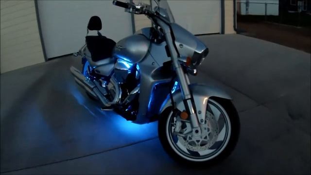 Suzuki M109R with LED lights