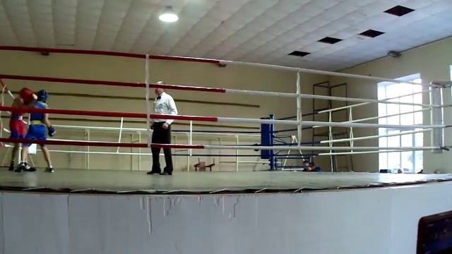 Финал по боксу чемпионата Днепропетровской области Грабовенко Дмитрий 28.09.2013г смотреть онлайн