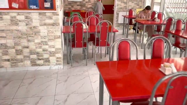 Снова Вокзал ЖД Анапа. Наш Отель самый лучший! Мама Мия. смотреть онлайн