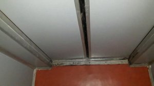 лифт гробовозка МОЭЛЗ на 3 этажа в 12 этажке 500 кг 1 м/с + при движении тухнет свет