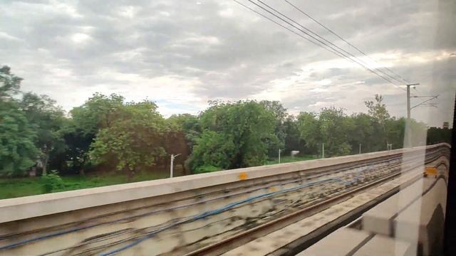 Delhi Travel – Delhi Airport Express Metro | Green Delhi View | Places To Visit In Delhi