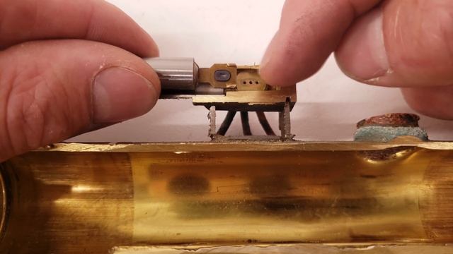 How the REVERSING VALVE Works in a Heat Pump! HVAC Training! смотреть онлайн
