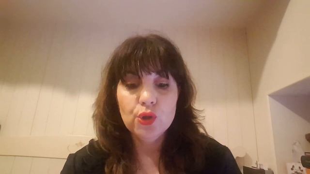 KIKO New HYDRA SHINY LIP STYLO Vs CHANEL New ROUGE COCO FLASH ?