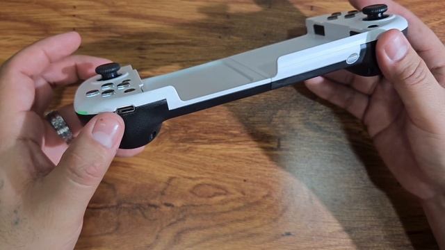 Shanwan Mobile Gaming Controller ?