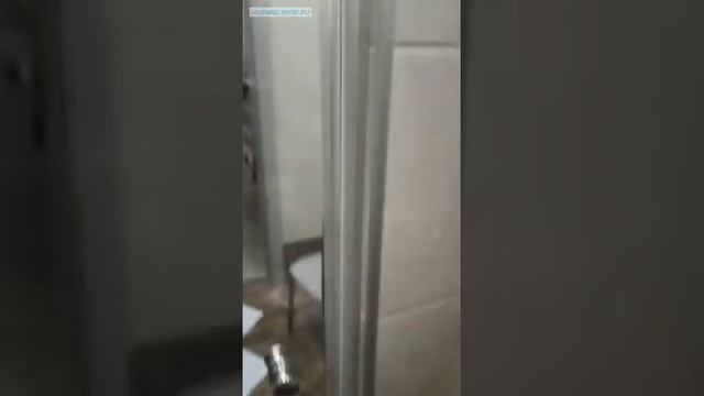 Стеклянная дверь в душевую г.Астрахань смотреть онлайн