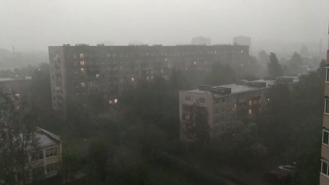 Санкт-Петербург, 18.05.2021, гроза и ливень, ураган смотреть онлайн