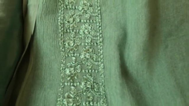 New Chicken Suit - NC3 смотреть онлайн