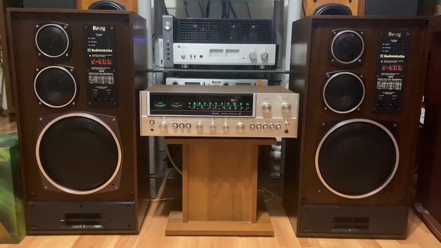 Sansui 881?Radiotehnika S90D? смотреть онлайн