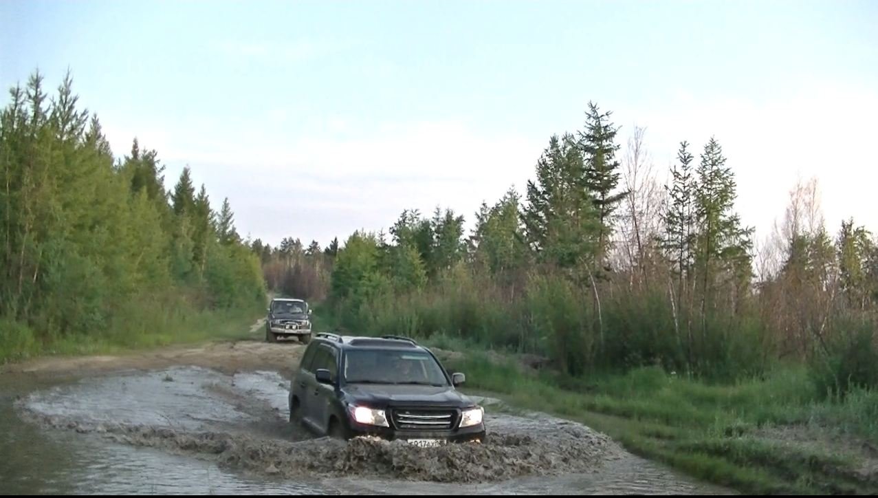 Land Cruiser 200 Vs Lexus LX470. Кто кого