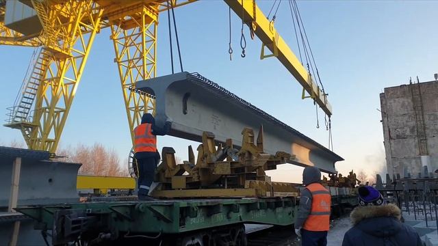 Мостовые балки - 26 метров, 35,5тонн. Способ погрузки и крепления на ЖД транспорте. ХабАвтоМост смотреть онлайн