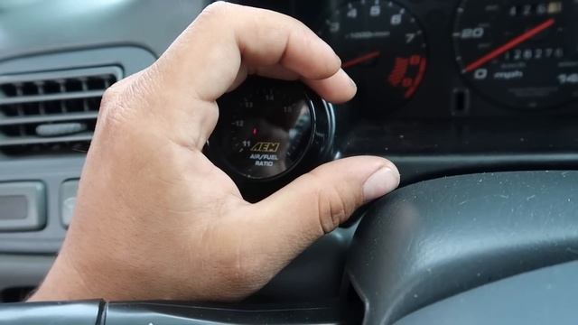 E85 Fuel In A NON E85 Vehicle. What Happens?? смотреть онлайн