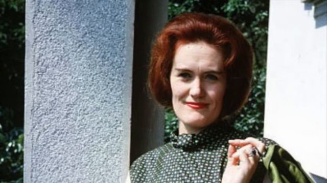 “VILJA SONG” LEHAR - THE MERRY WIDOW. RECITAL JOAN SUTHERLAND. CONCERTO LIVE: NEW YORK 04.10.1988 смотреть онлайн