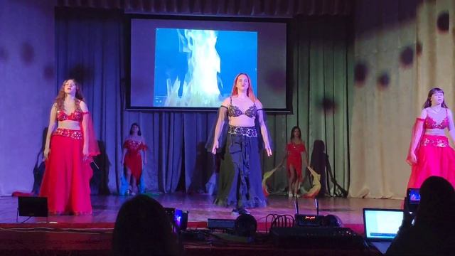 танок з ВЕЙЛАМИ , хореографічний колектив східного танцю GOLD - DANCE смотреть онлайн