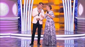 Алексей Воробьев и Марина Девятова - «Песня про зайцев» // Юморина 2019