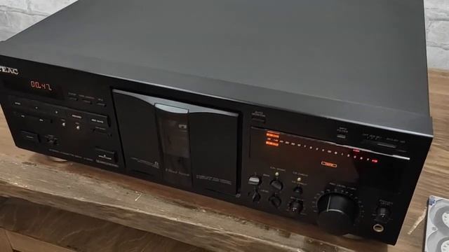 Teac V-5010