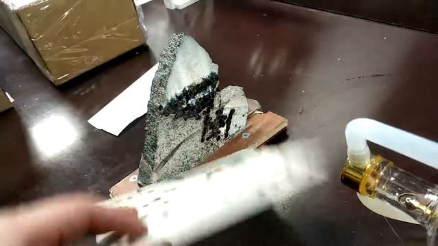 Лазерная трубка CO2 Lasea F4 (100-120 Вт) смотреть онлайн