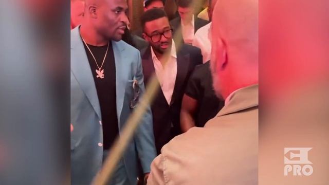 Eminem Has Arrived in Riyadh, Saudi Arabia to Attend Tyson Fury vs. Francis Ngannou Fight (Footage) смотреть онлайн