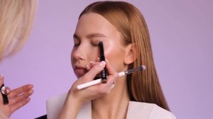 Макияж/Правильное использование кистей/Этапы макияжа