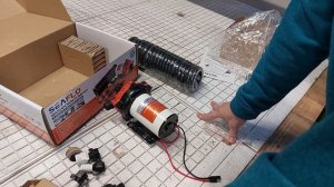 Помывочный комплект в лодку. Палубный душ - зачем, куда, нюансы установки.