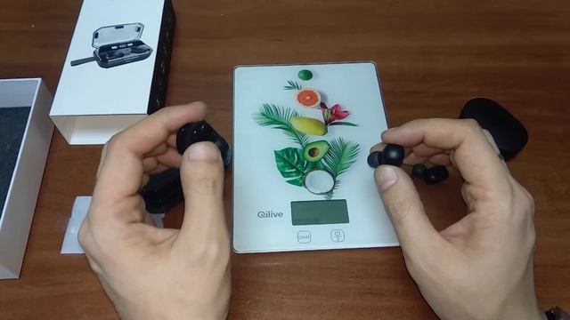Сравнение Xiaomi Redmi AirDots и X12 8000 мАч TWS 9D. AliExpress смотреть онлайн