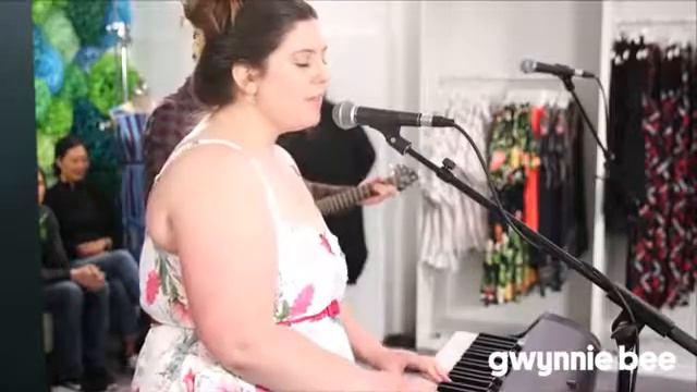 Mary Lambert live at GB Flatiron смотреть онлайн