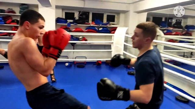 Light sparring /Adolescents group.Лёгкий спарринг после тренировки . Подростковая группа! смотреть онлайн