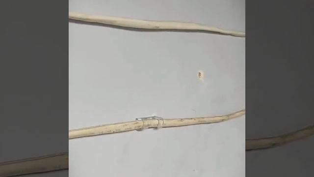 Новый лайфхак для дома как аккуратно спрятать провода смотреть онлайн