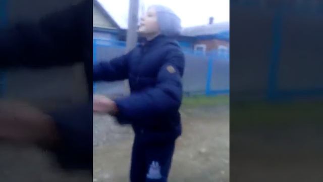 ВЫЗОВ ДВОЙНИКА СТРАННО! смотреть онлайн