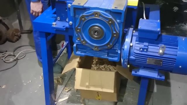 Дробилка для дерева, измельтчитель древесины смотреть онлайн