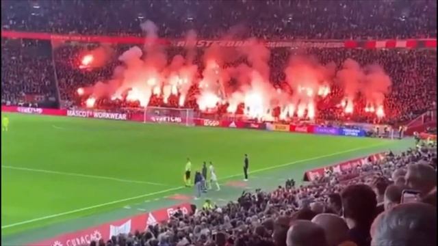 Ultras Ajax Pyroshow - Ajax vs Psv 24/10/21 смотреть онлайн