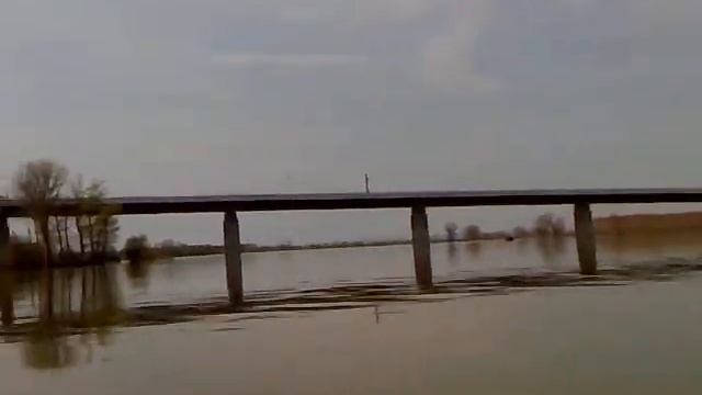 18.04.2013-VIDIN-kajak KOLIBRI IV with motor TUMMLER clip6 смотреть онлайн