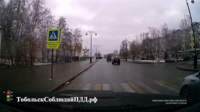 Видеорегистратор Subini A26G (lдень) смотреть онлайн
